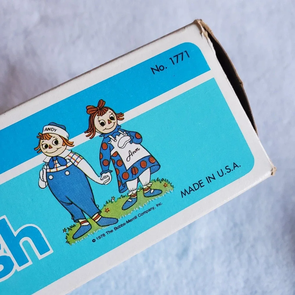 Vintage Raggedy Ann & Andy Nursery Needs Hot Water Feeding Dish W/ Box 1978